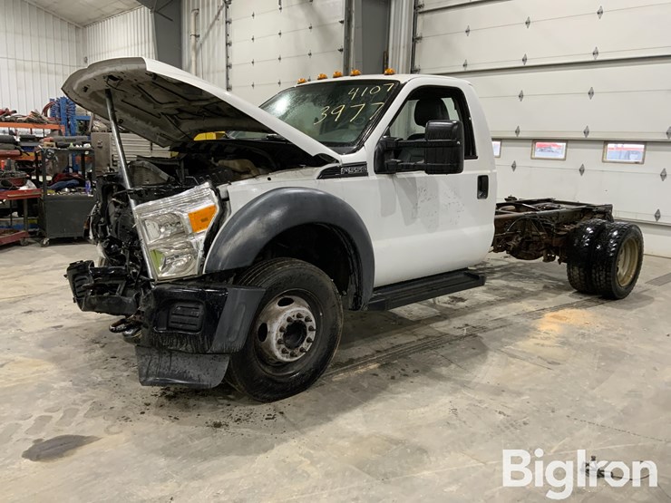2014-ford-f550-image-1