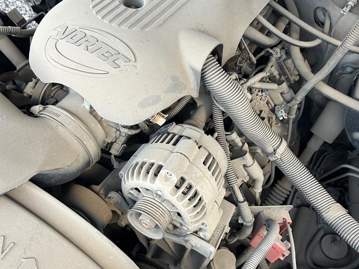 2001-chevrolet-silverado-1500-image-21