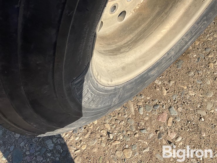 wilson-grain-trailer-image-18