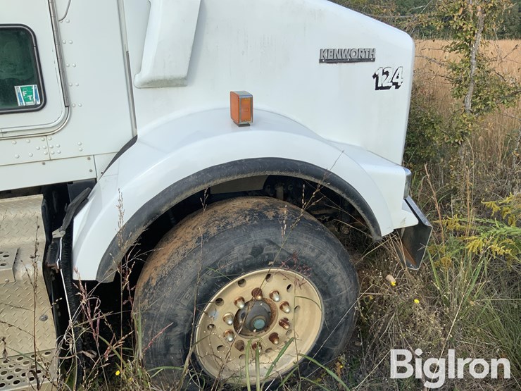 2012-kenworth-t800-image-19