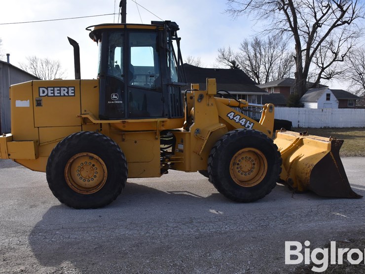 2003-john-deere-444h-image-4