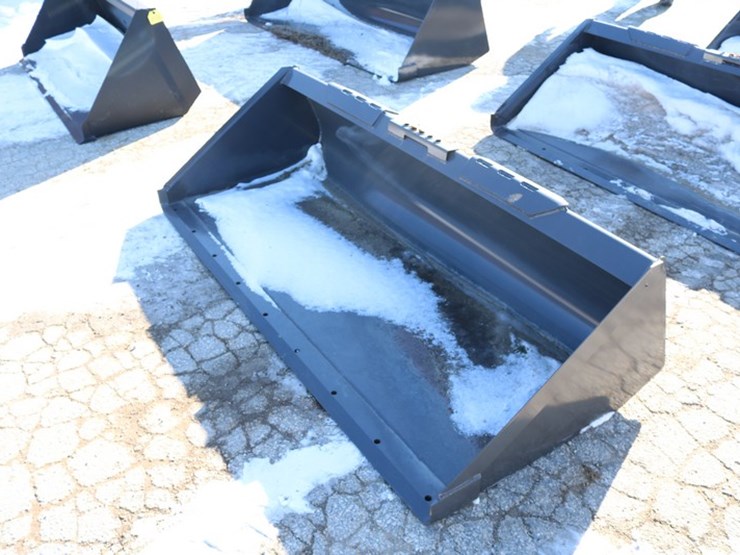 new-holland-78-image-4