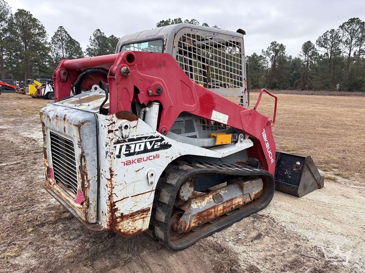 2016-takeuchi-tl10v2-image-3