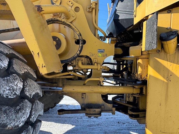 2008-988h-wheel-loader-image-13