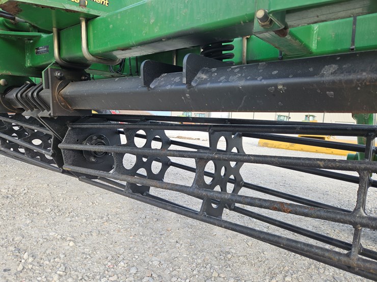 john-deere-200-image-4