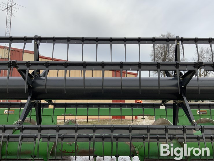 2011-john-deere-635f-image-13