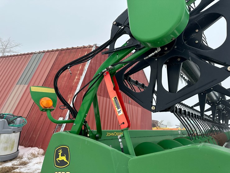 2015-john-deere-635f-image-46