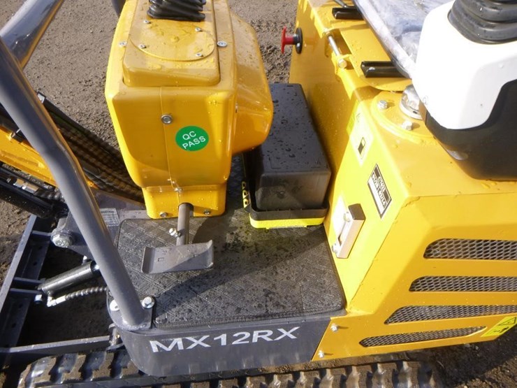 agt-mx12rx-hydraulic-excavator-image-20