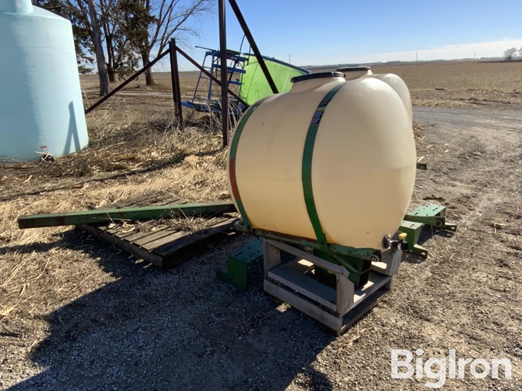 john-deere-220-image-3