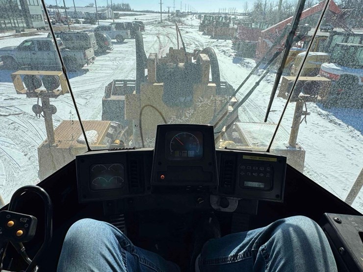 2008-988h-wheel-loader-image-15