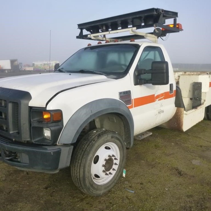 2008 FORD F550