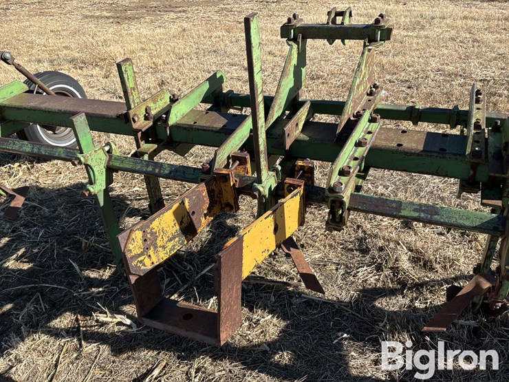 john-deere-3-pt-cultivator/ditcher-image-17