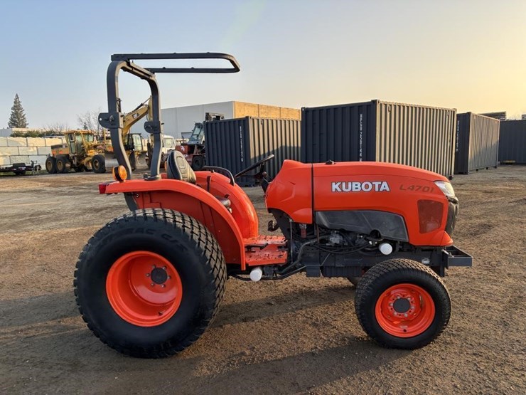 2017-kubota-l4701d-image-7