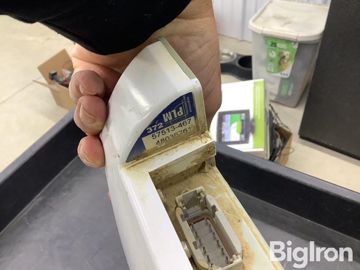 2019-trimble-ag372-image-10