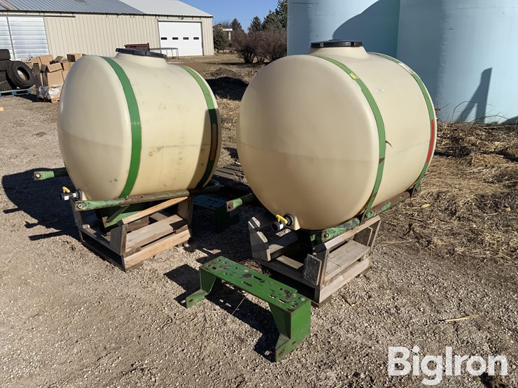 john-deere-220-image-1