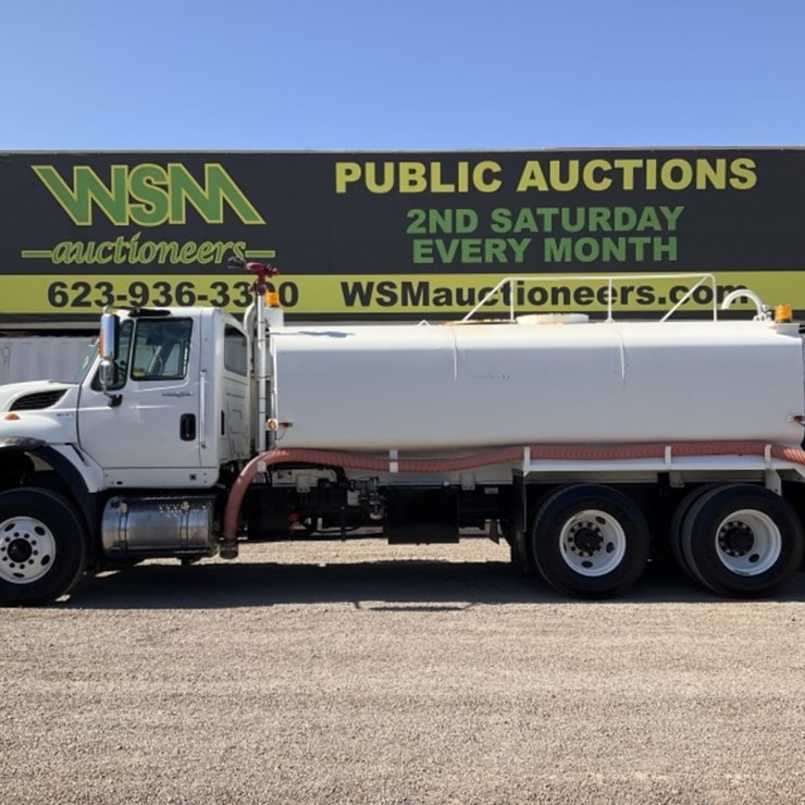 2010 INTERNATIONAL 7600