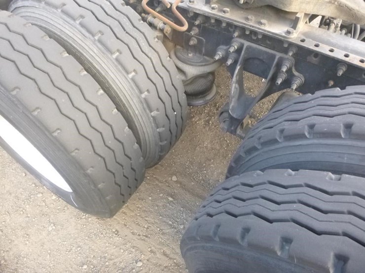 2012-international-prostar-image-22