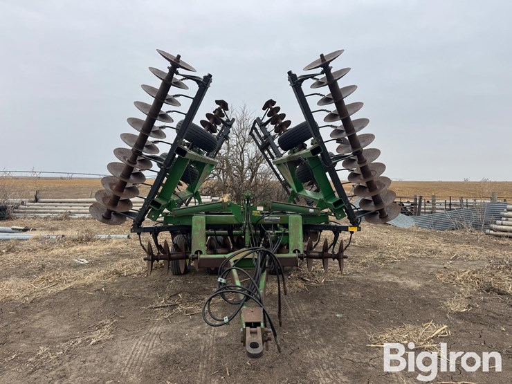 john-deere-630-image-7