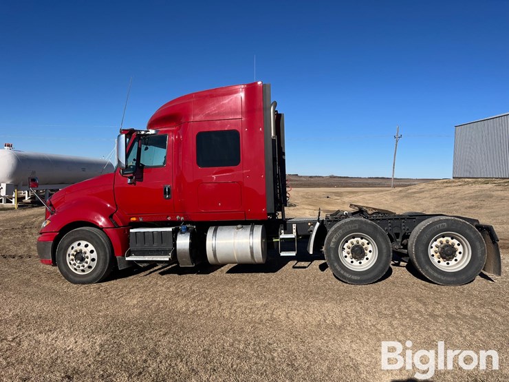 2015-international-prostar-image-8