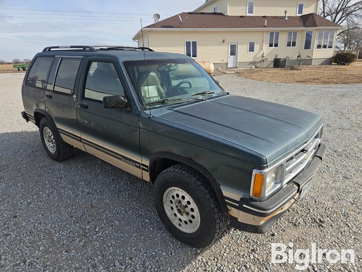 1994-chevrolet-blazer-image-3