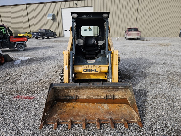 2017-gehl-rt175-image-2