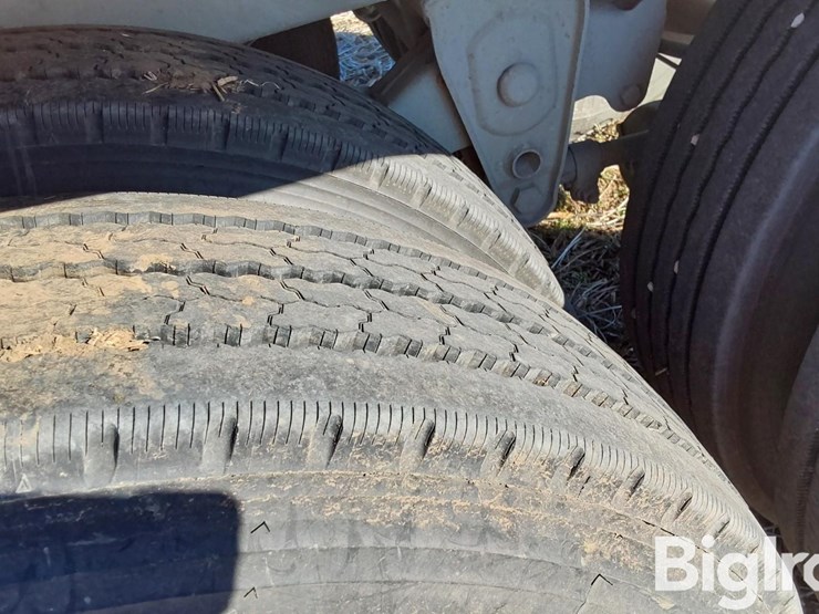 2006-jet-hopper-image-13