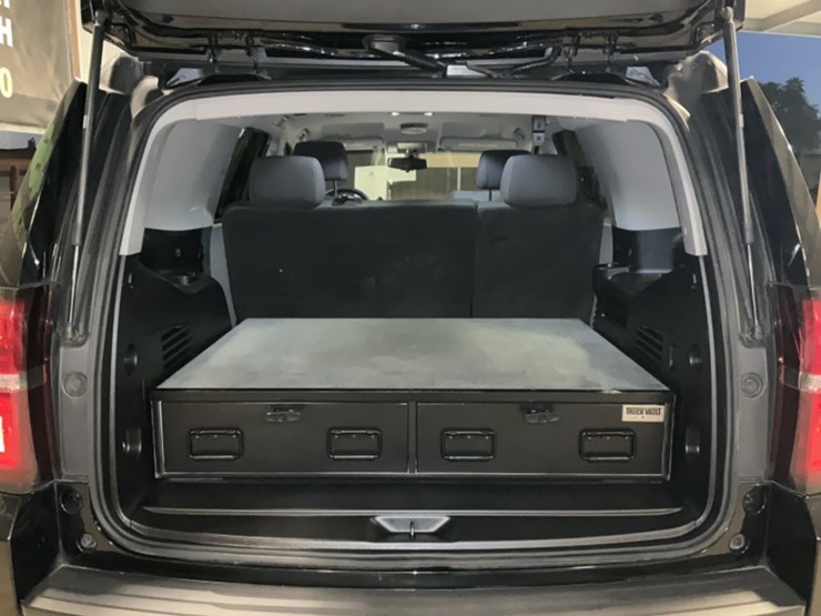 2015-chevrolet-tahoe-image-9