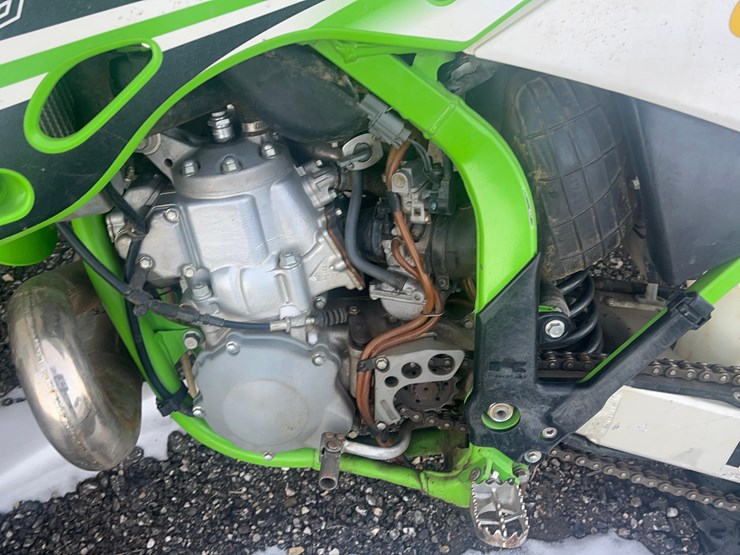 2001-kawasaki-kx250-dirt-bike-image-4