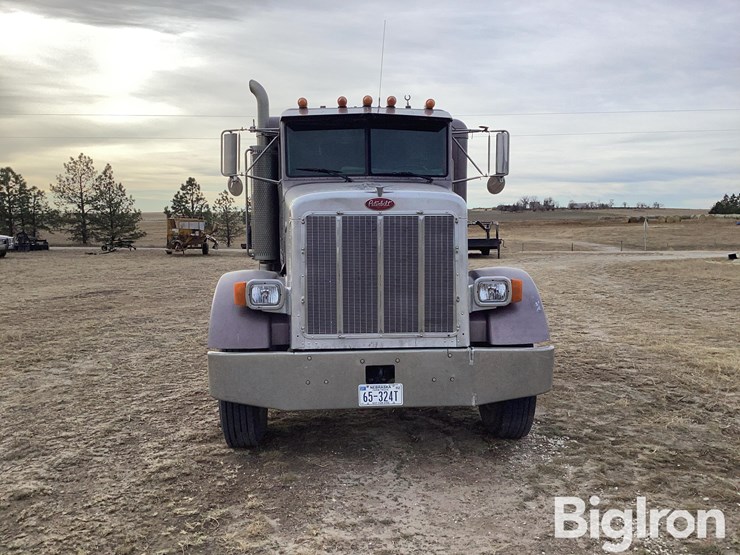 1992-peterbilt-378-image-2