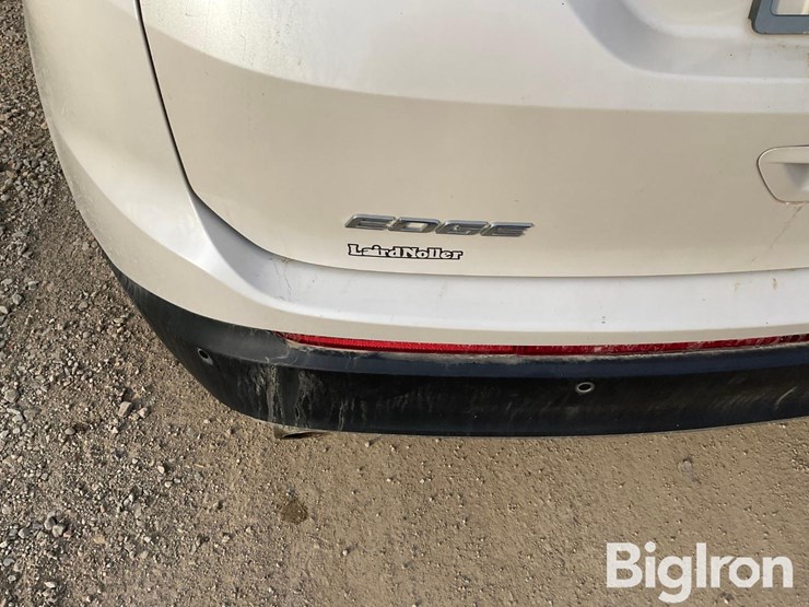 2016-ford-edge-titanium-image-13