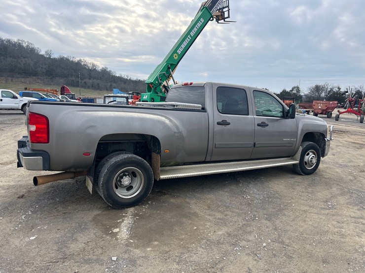 2007-chevrolet-3500-image-5