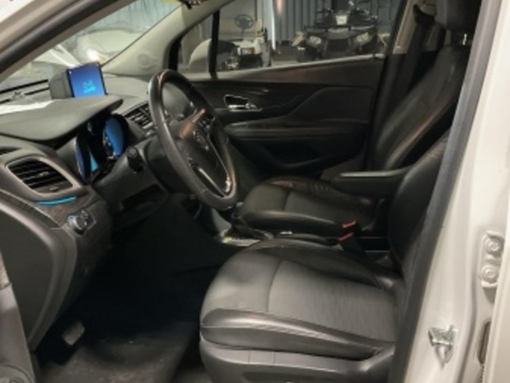 2016-buick-encore-image-20