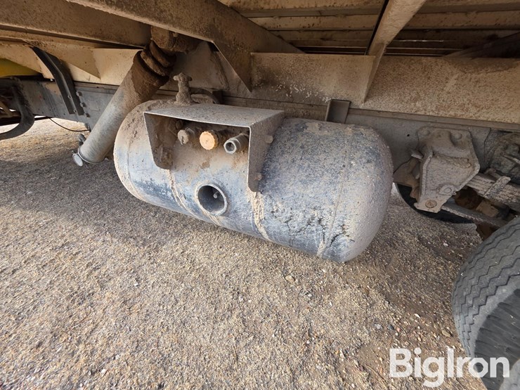 1975-ford-f600-image-11