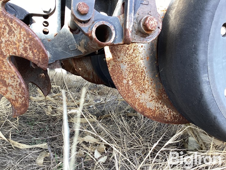 2019-john-deere-1775nt-image-11