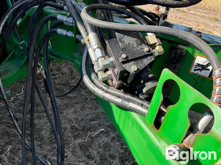 john-deere-740-image-8