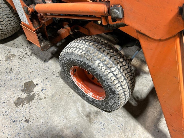 kubota-b8200-image-12