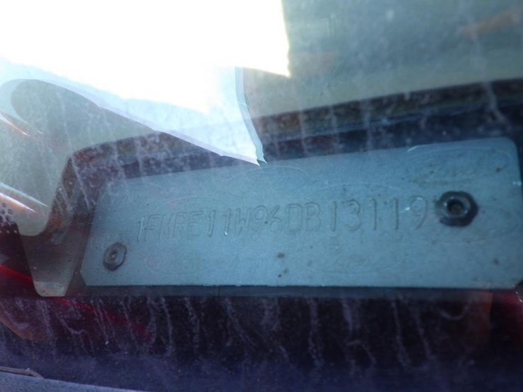 2006-ford-cargo-image-14