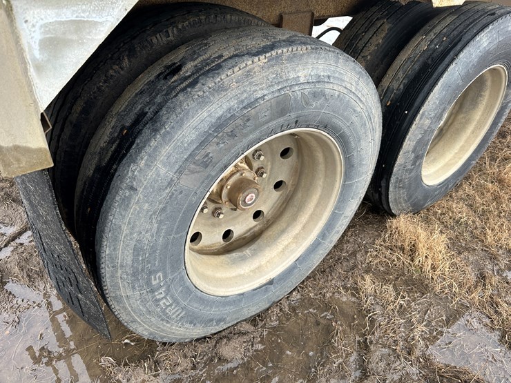 1990-timpte-42'-hopper-image-8