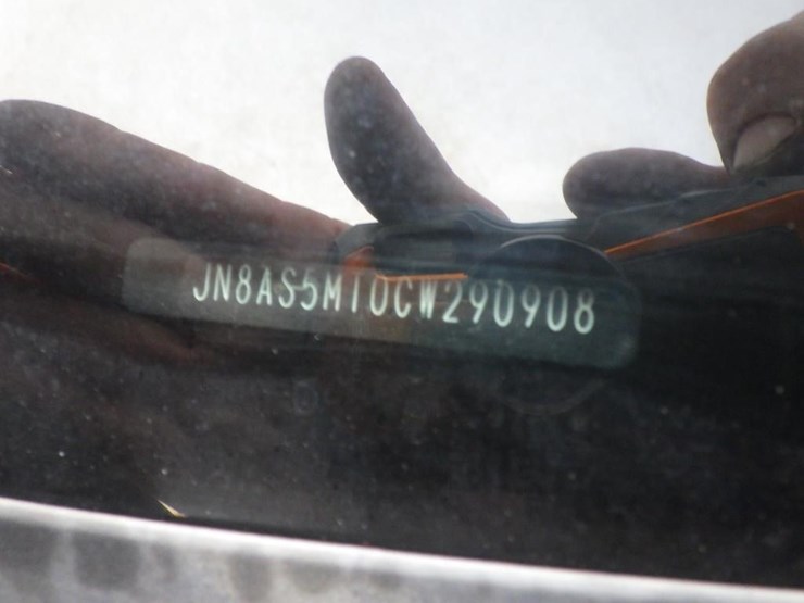 2012-nissan-rogue-image-15