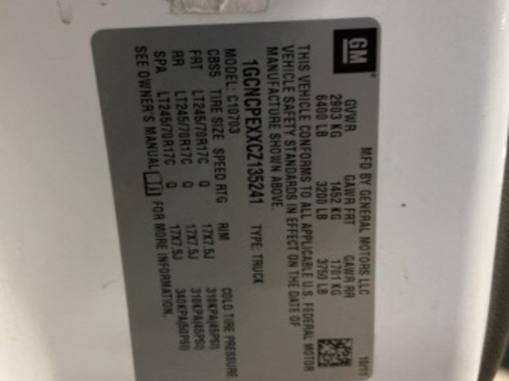 2012-chevrolet-silverado-1500-image-15