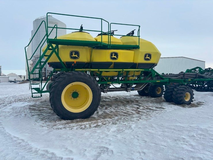 2015-john-deere-1835-image-6