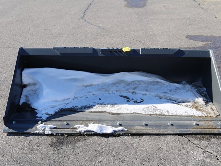 new-holland-78-image-1