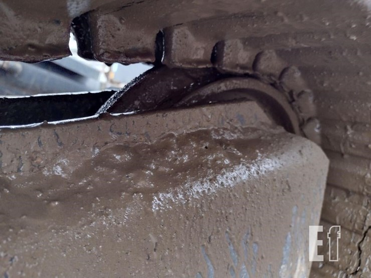 2014-hitachi-zx35u-image-41