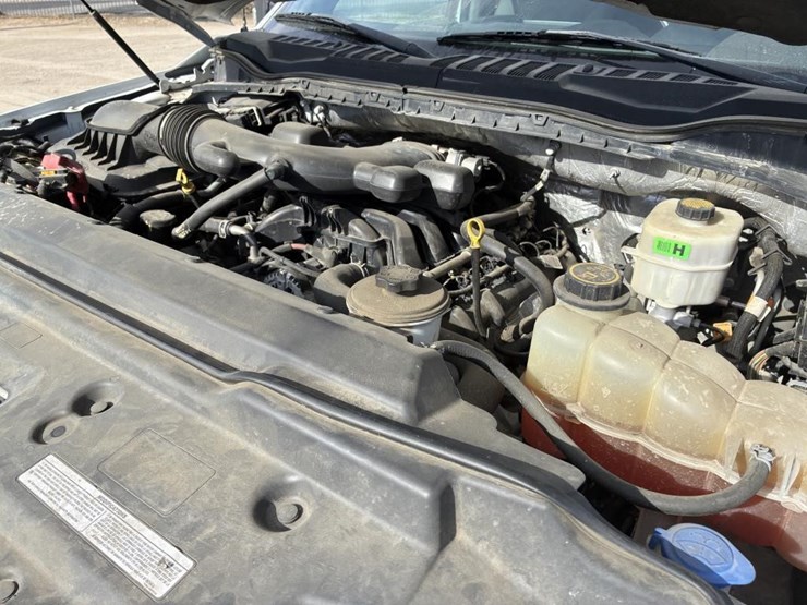 2017-ford-f550-xlt-image-9