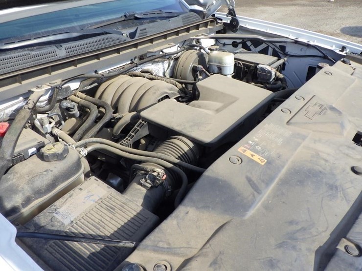 2018-chevrolet-1500-image-9