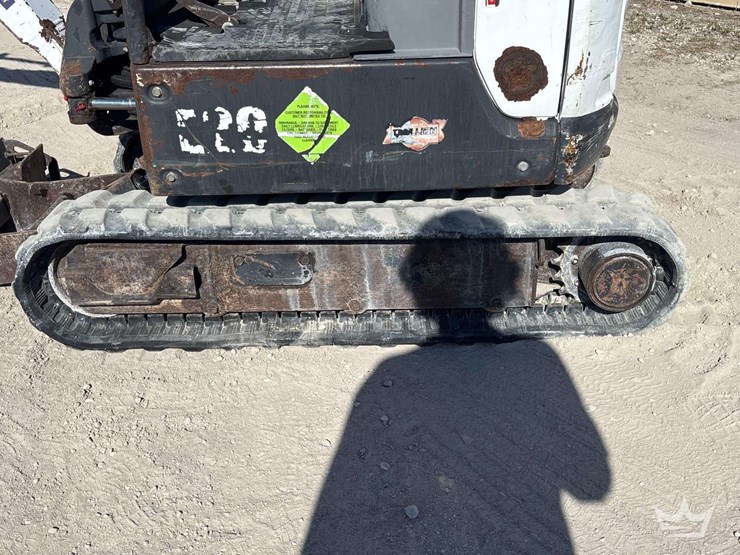 2016-bobcat-e20-image-15