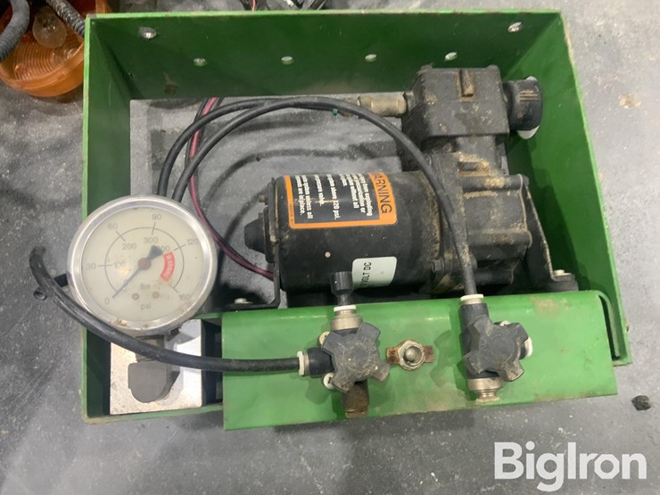 john-deere-1720-image-10