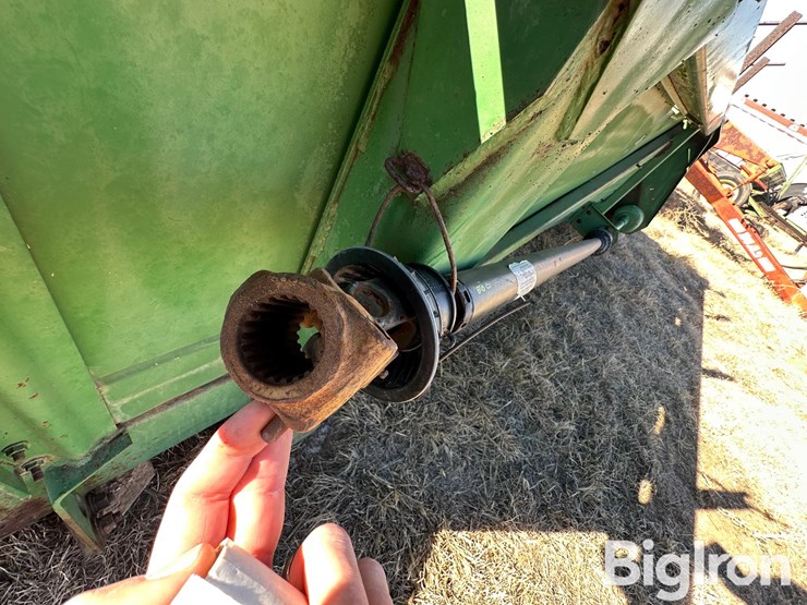 john-deere-854a-image-9