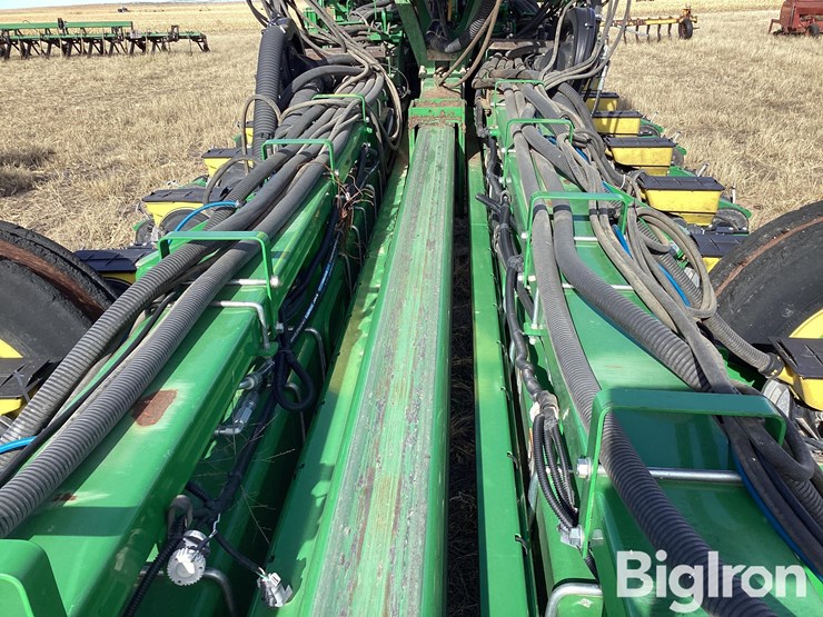 2019-john-deere-1775nt-image-9
