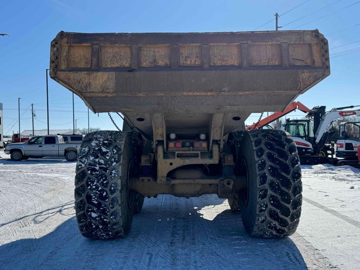 2007-caterpillar-740-image-4